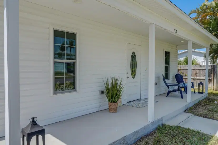 Picture of 532 Harbour Road, North Palm Beach FL 33408