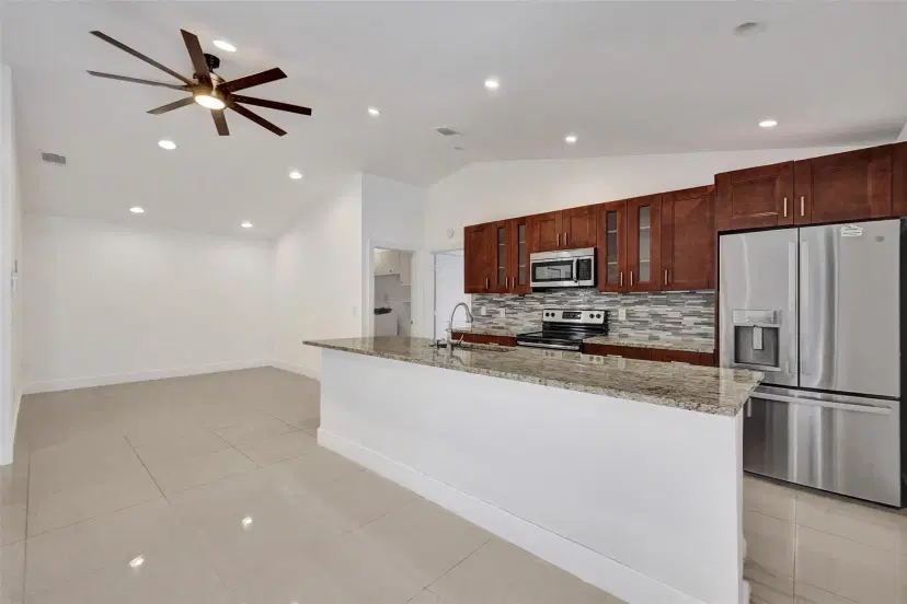 Picture of 9168 SW 20Th St B, Boca Raton FL 33428