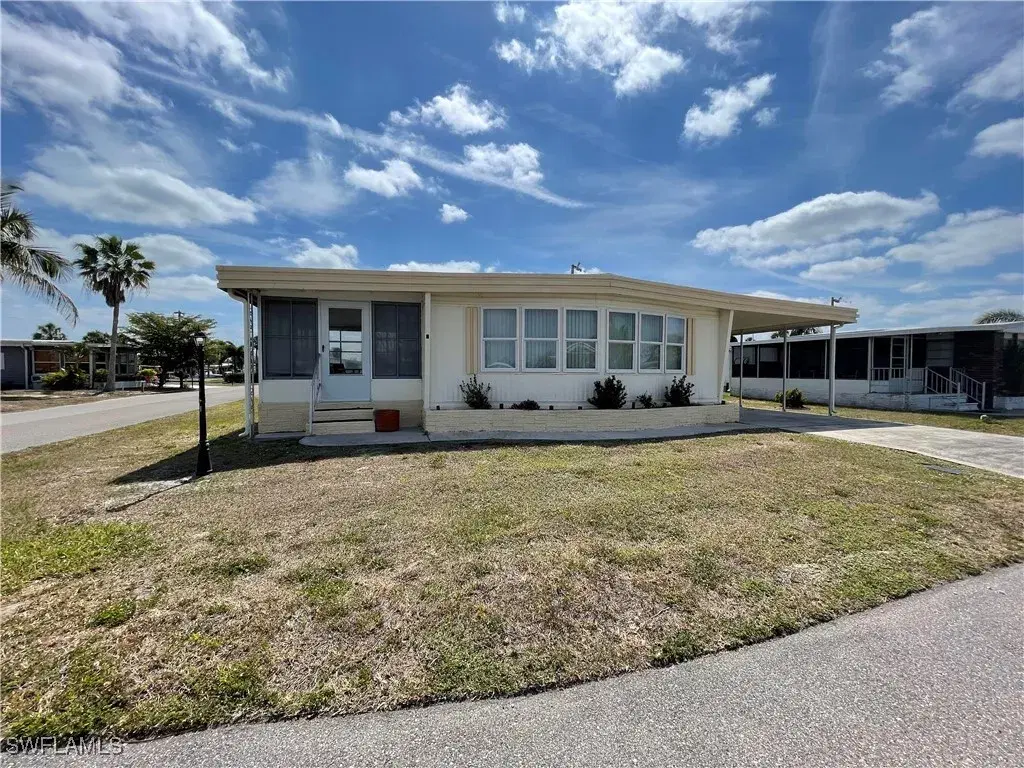 Picture of 5518 Back Bay Bend, North Fort Myers, FL 33917