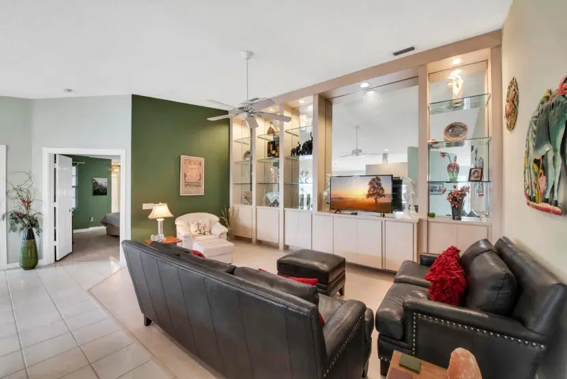 Picture of 4220 Royal Oak Drive, Palm Beach Gardens FL 33410