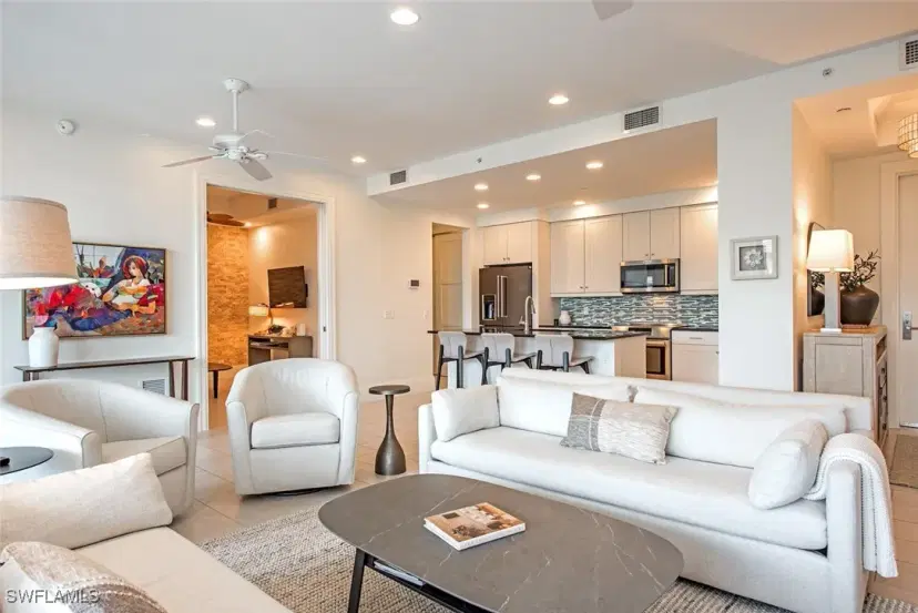 Picture of 1030 3Rd Ave S 504, Naples FL 34102