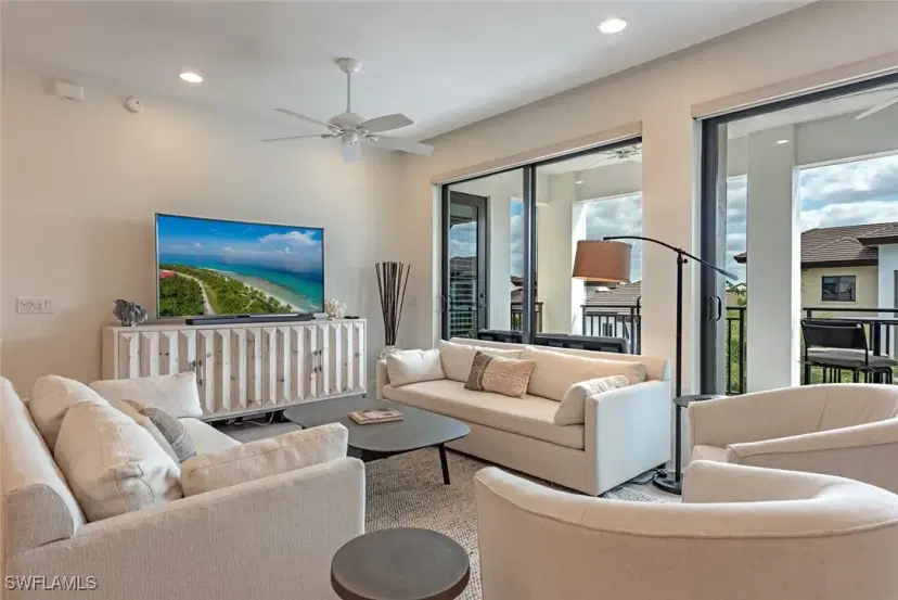 Picture of 1030 3Rd Ave S 504, Naples FL 34102