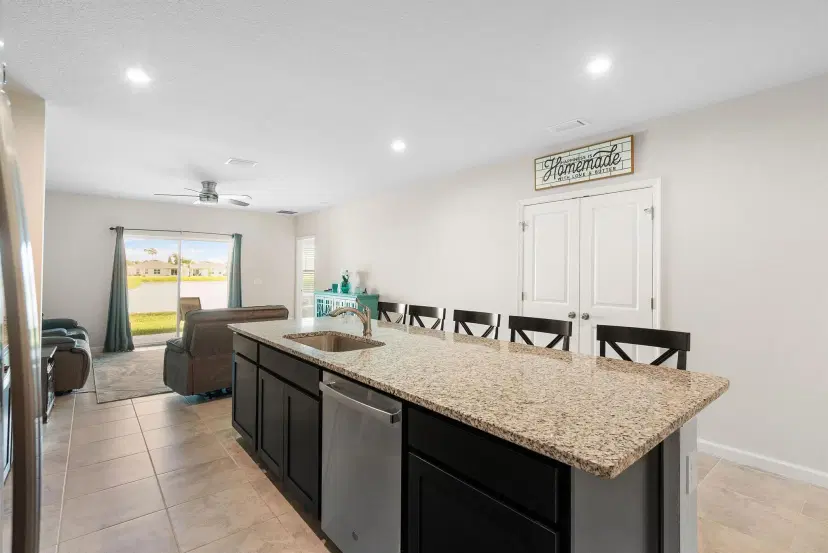 Picture of 834 Persimmon Place, Fort Pierce FL 34981