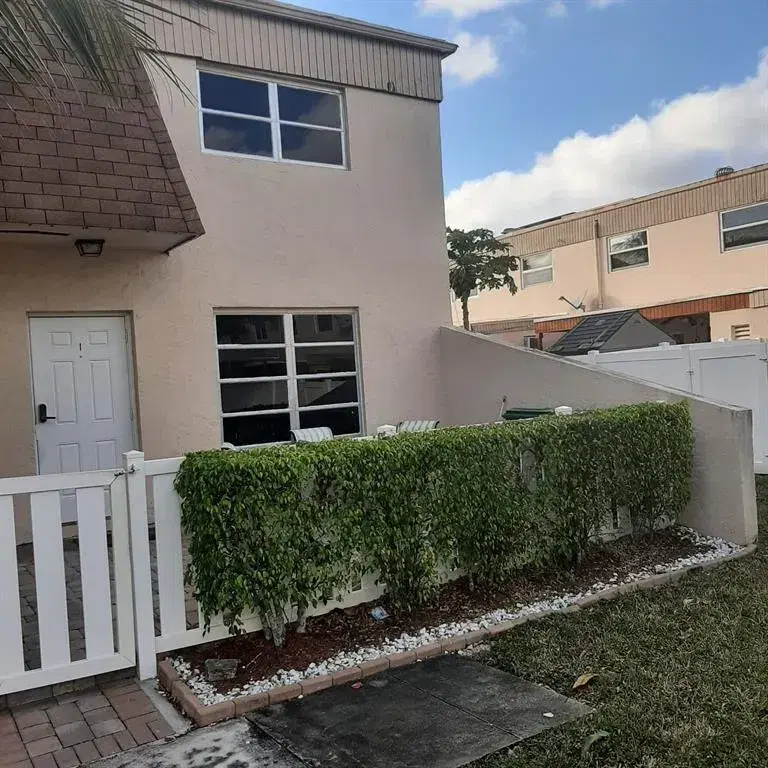 Picture of 1105 NW 80Th Ter, Margate FL 33063