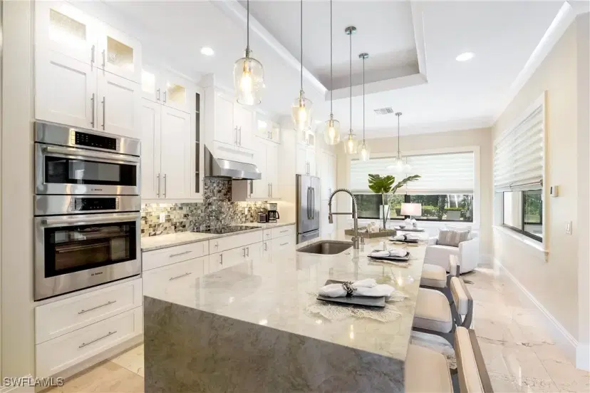 Picture of 686 Hernando Dr, Marco Island FL 34145