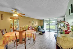Picture of 9621 Sunrise Lakes Boulevard 104, Sunrise, FL 33322