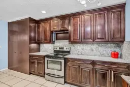Picture of 2433 Fiddleleaf Ave, Coconut Creek, FL 33063