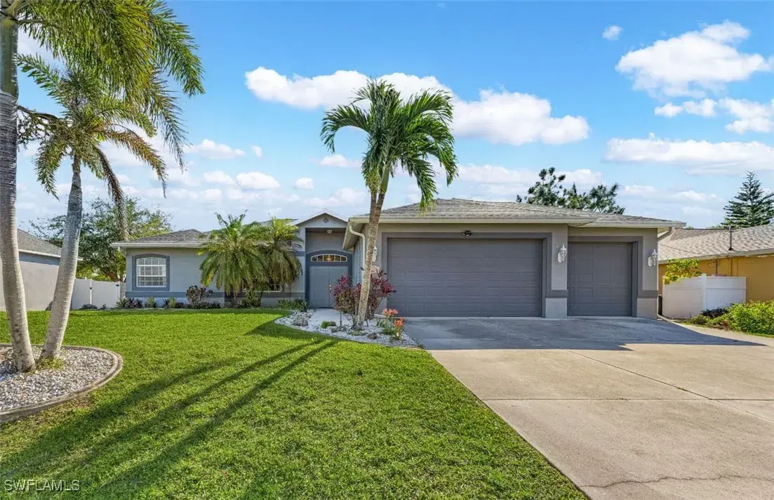 Picture of 1103 SW 8Th Ct, Cape Coral, FL 33991