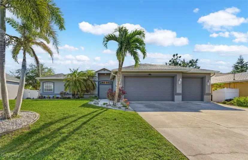 Picture of 1103 SW 8Th Ct, Cape Coral FL 33991