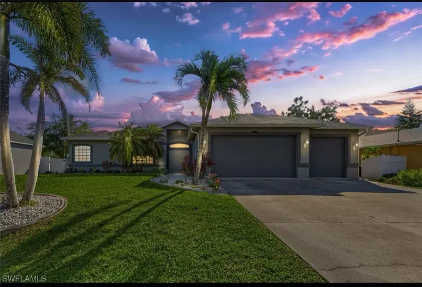 Picture of 1103 SW 8Th Ct, Cape Coral FL 33991