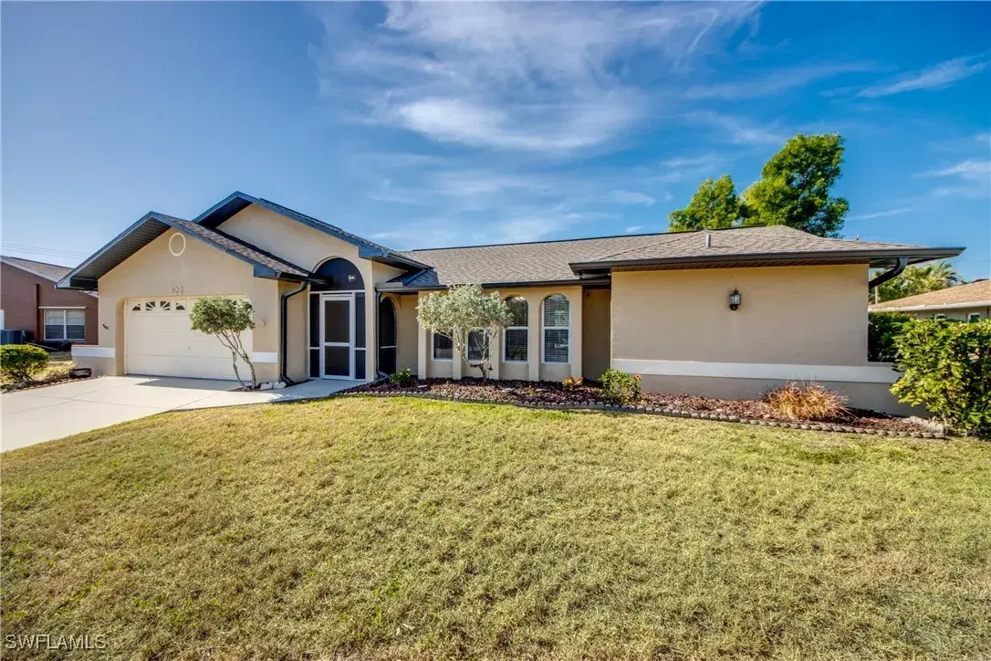 Picture of 622 SE 21St Ln, Cape Coral, FL 33990