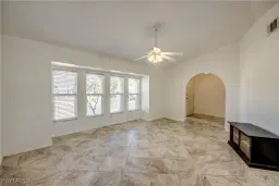 Picture of 622 SE 21St Ln, Cape Coral, FL 33990