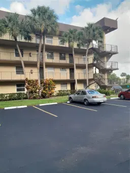 Picture of 3321 NW 47Th Ter 335, Lauderdale Lakes, FL 33319