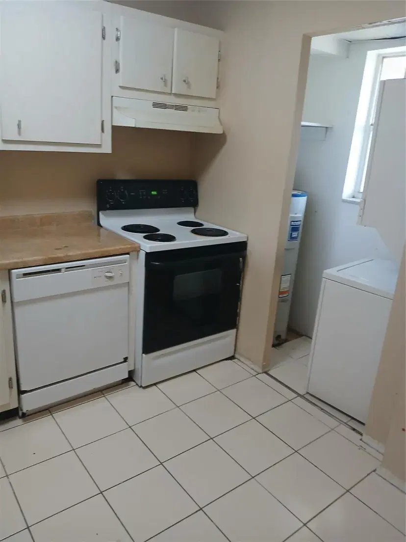 Picture of 7901 Colony Cir 209, Tamarac, FL 33321