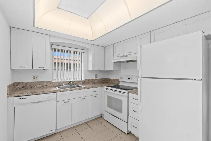 Picture of 13648 Coconut Palm Court B, Delray Beach FL 33484