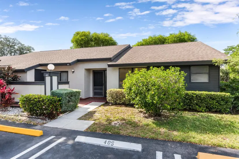 Picture of 405 Northgate Court, Royal Palm Beach FL 33411