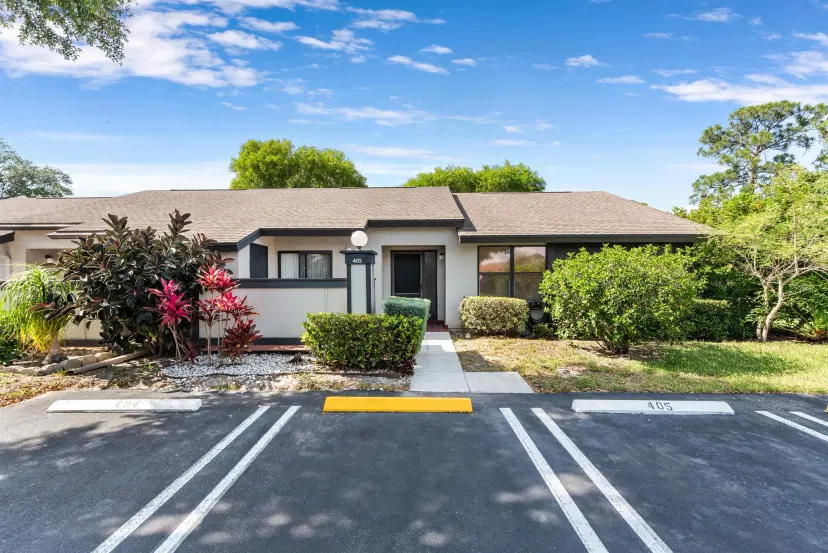 Picture of 405 Northgate Court, Royal Palm Beach FL 33411
