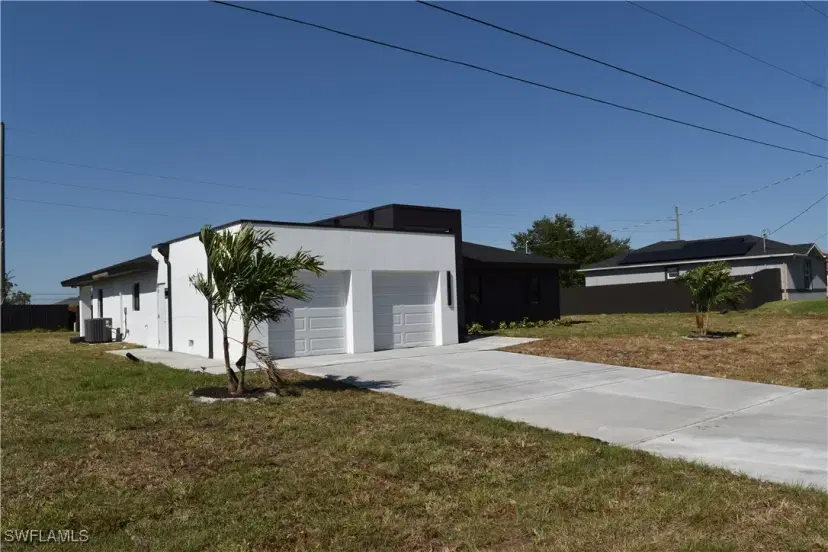 Picture of 1111 SW Embers Ter, Cape Coral FL 33991