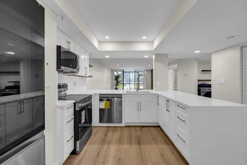 Picture of 6562 Boca Del Mar Drive 125, Boca Raton FL 33433