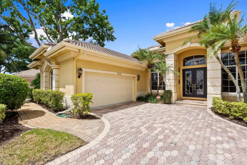Picture of 8131 Links Way, Port St Lucie, FL 34986