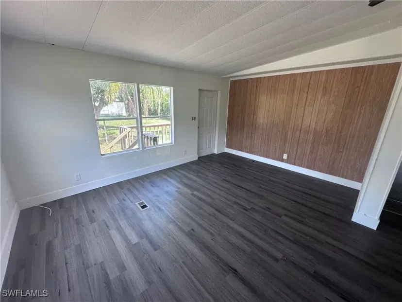 Picture of 15521 Sunkist Dr, Punta Gorda FL 33955