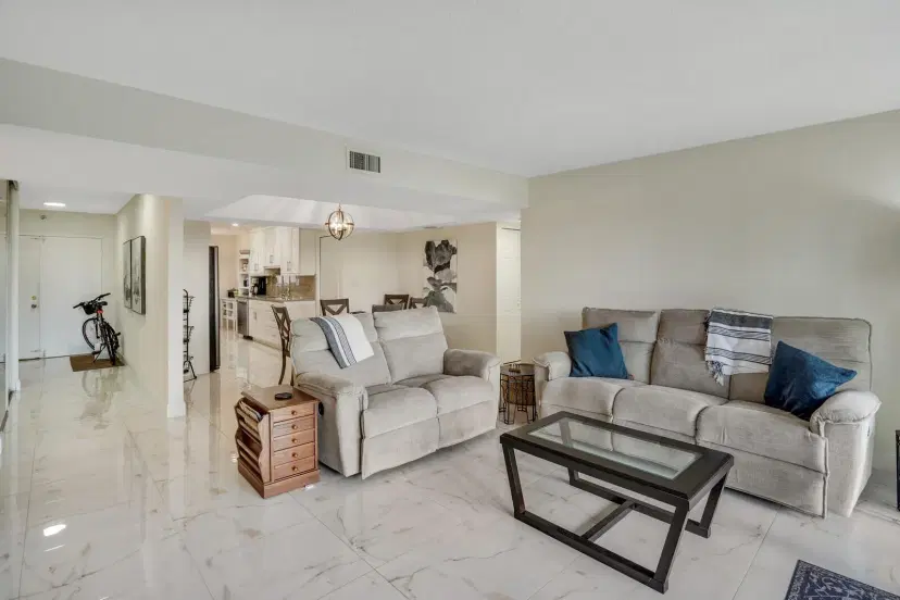 Picture of 3326 Arcara Way 401, Lake Worth FL 33467