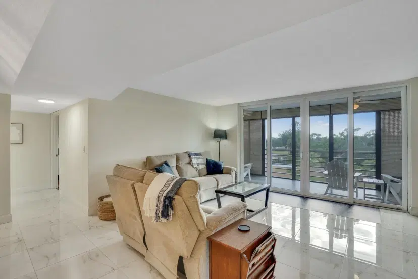Picture of 3326 Arcara Way 401, Lake Worth FL 33467