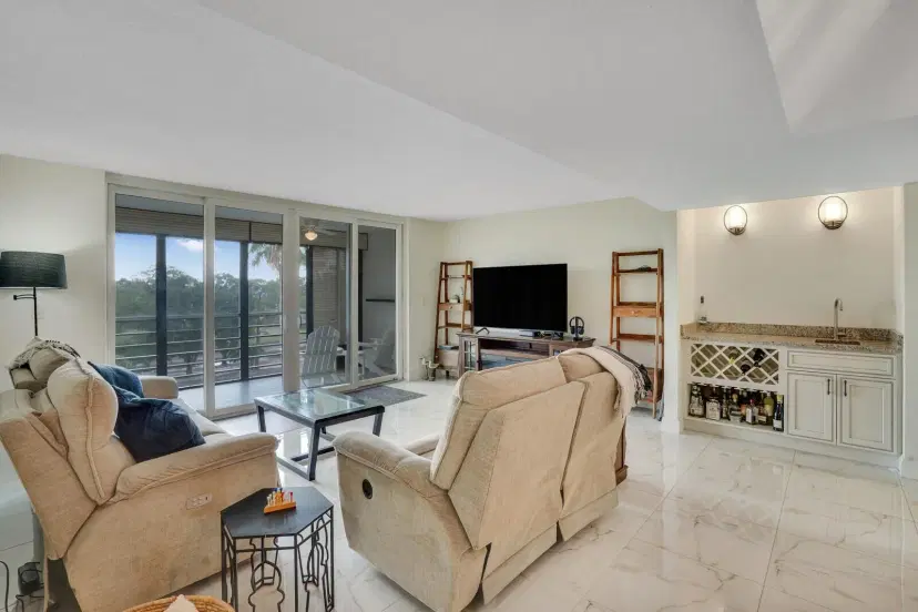 Picture of 3326 Arcara Way 401, Lake Worth FL 33467