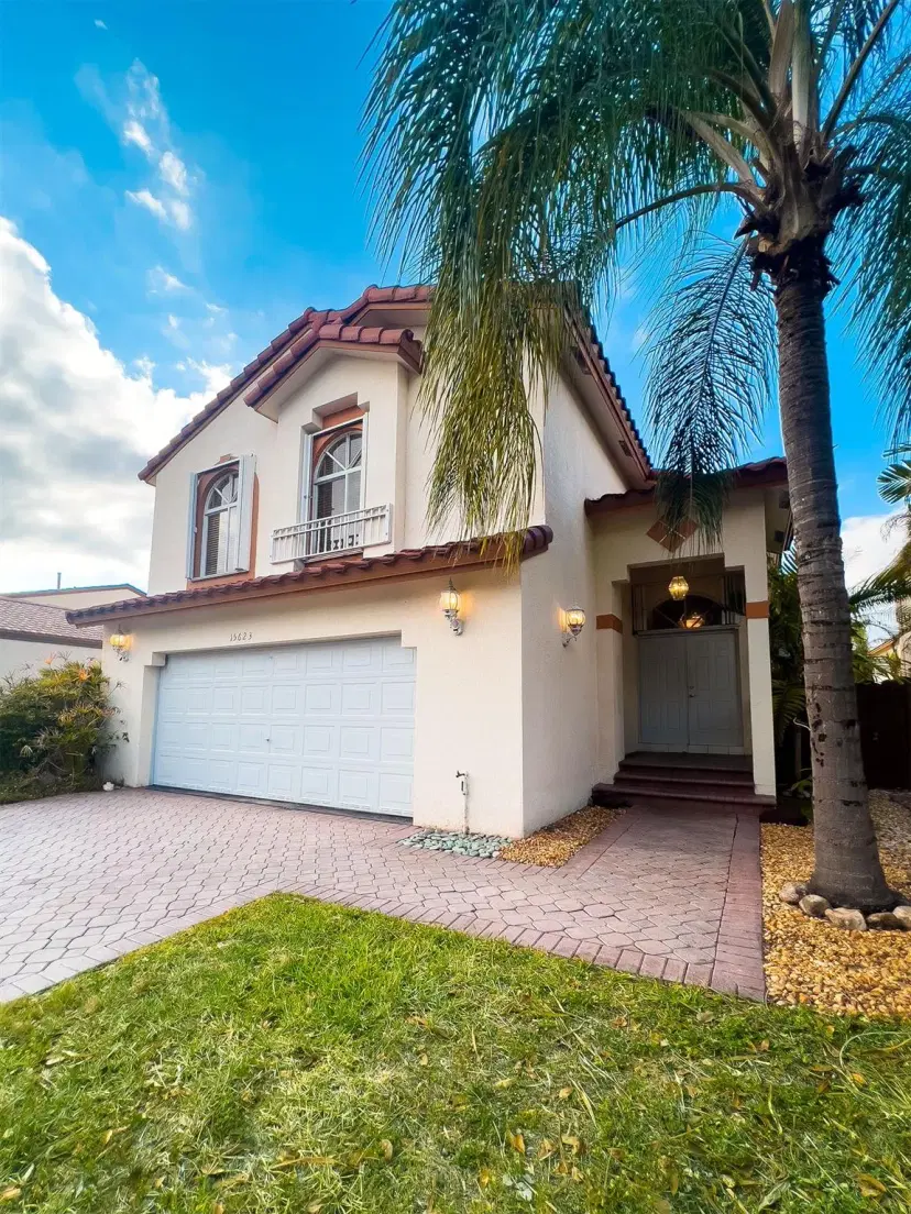 Picture of 15623 SW 100Th Ln, Miami FL 33196