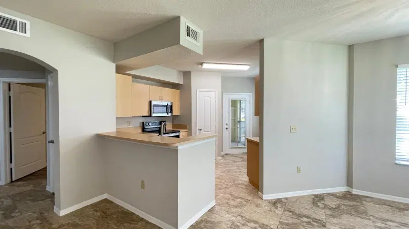 Picture of 170 SW Peacock Boulevard 36-104, Port St Lucie FL 34986