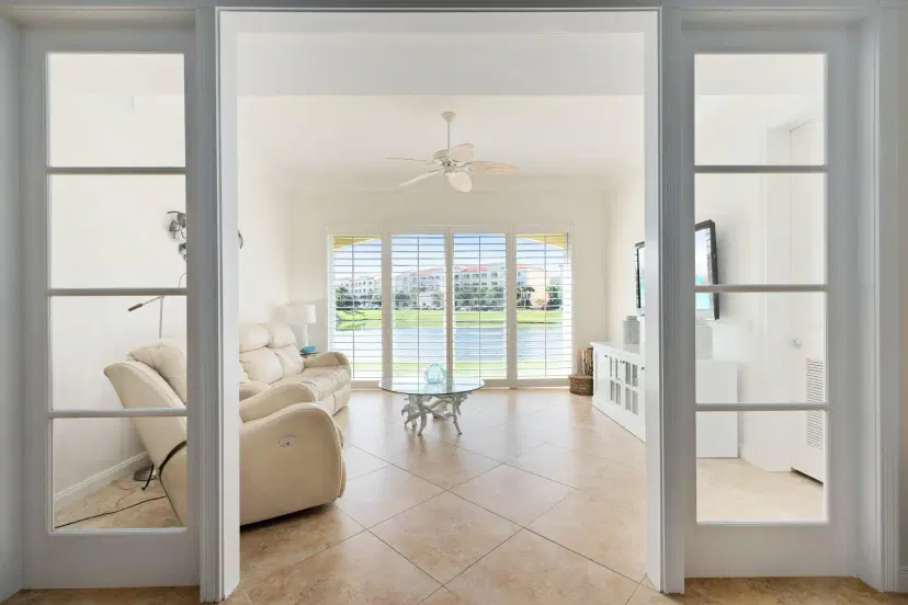 Picture of 1 Harbour Isle 101 Drive E 101, Fort Pierce FL 34949