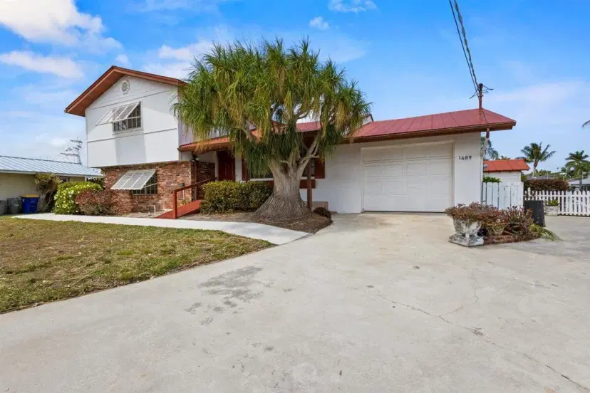 Picture of 1689 SW Coxswain Place, Palm City FL 34990