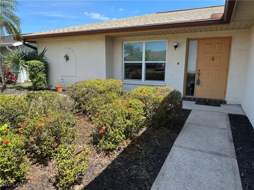 Picture of 9708 Foxglove Cir, Fort Myers FL 33919