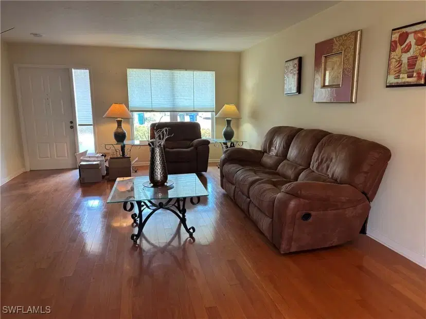 Picture of 9708 Foxglove Cir, Fort Myers FL 33919