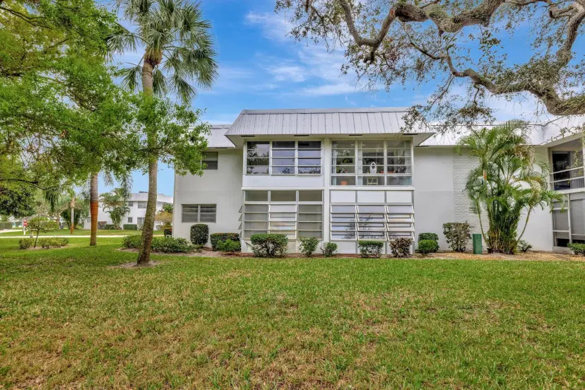 Picture of 2929 SE Ocean Boulevard 107-6, Stuart FL 34996