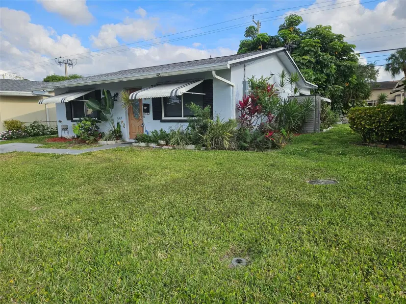 Picture of 7110 NW 57Th Ct, Tamarac FL 33321
