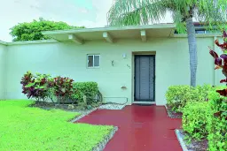 Picture of 2532 Boundbrook Drive S 105, Palm Springs, FL 33406