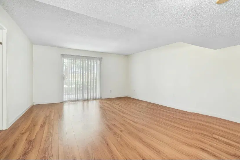 Picture of 18081 SE Country Club Drive 4, Tequesta FL 33469