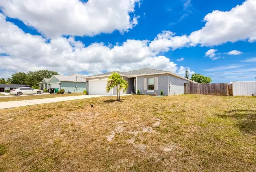 Picture of 1709 SW Monterrey Lane, Port St Lucie FL 34953