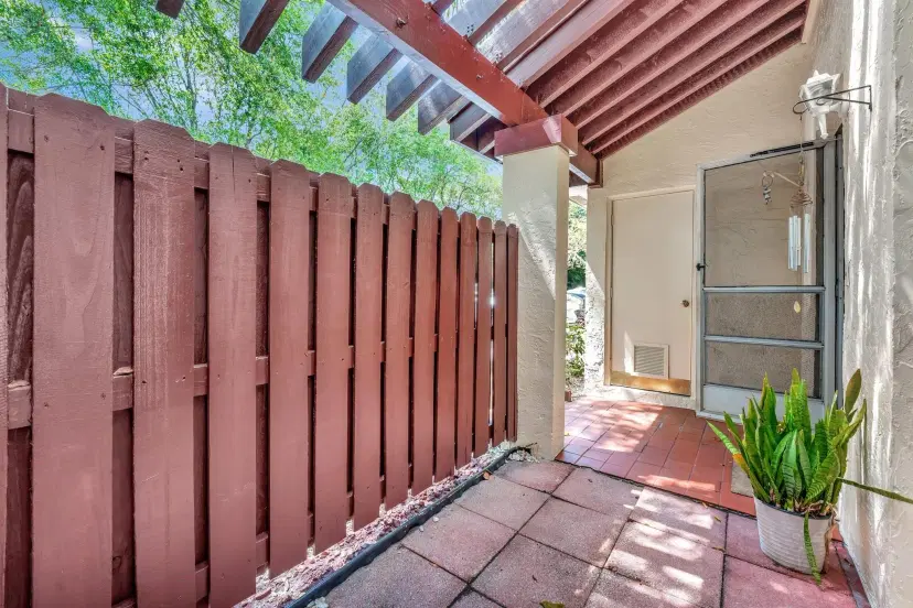 Picture of 3725 Carambola Cir 2824, Coconut Creek FL 33066