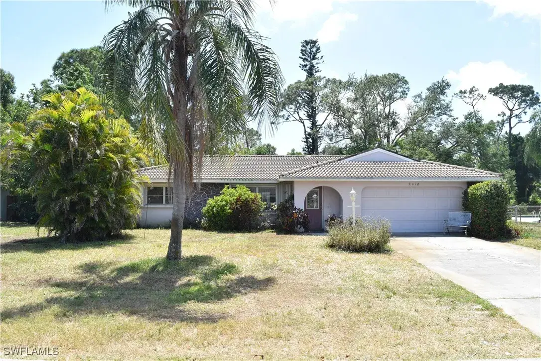 Picture of 2418 La Salle Ave, Fort Myers, FL 33907