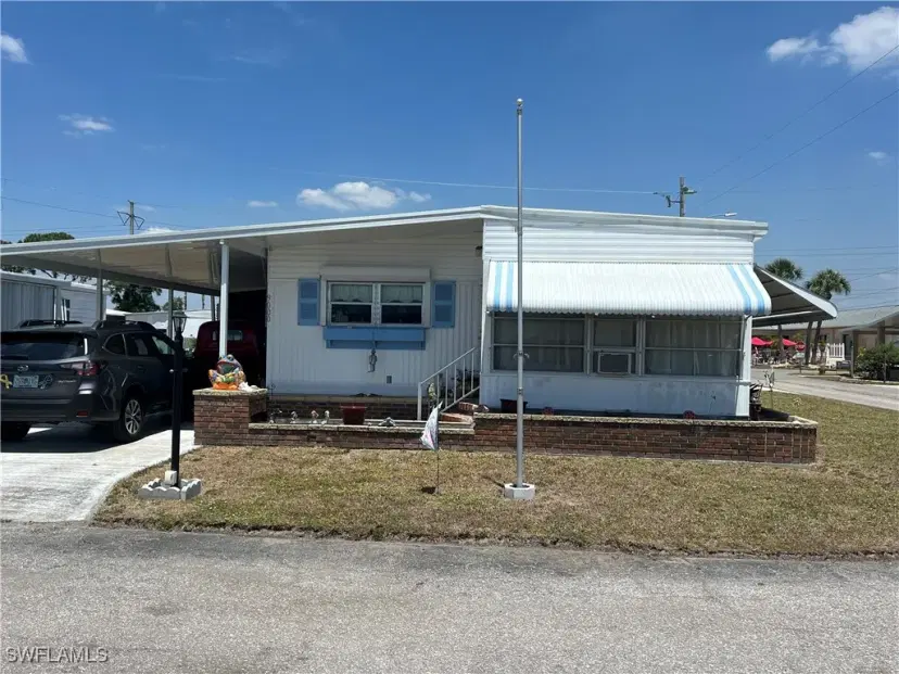 Picture of 9000 Arbor Dr, North Fort Myers FL 33903