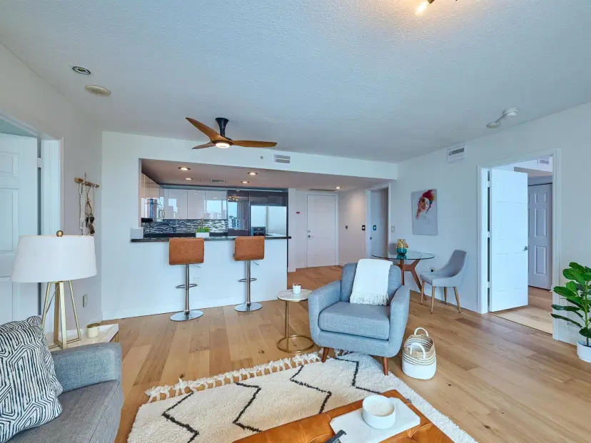 Picture of 610 Clematis Street 522, West Palm Beach FL 33401