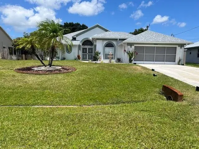 Picture of 2861 SE Eagle Drive Ne, Port St Lucie, FL 34984