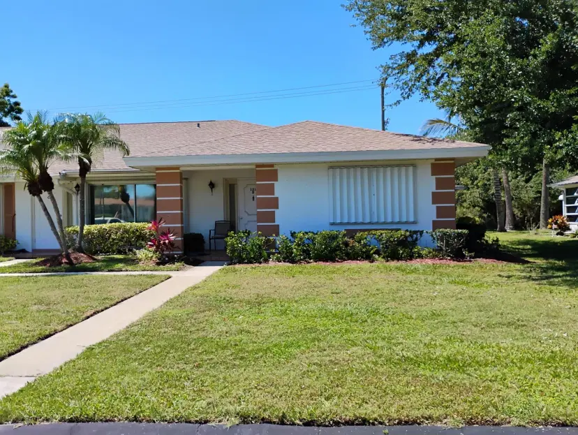 Picture of 131 Lakes End Drive D, Fort Pierce FL 34982