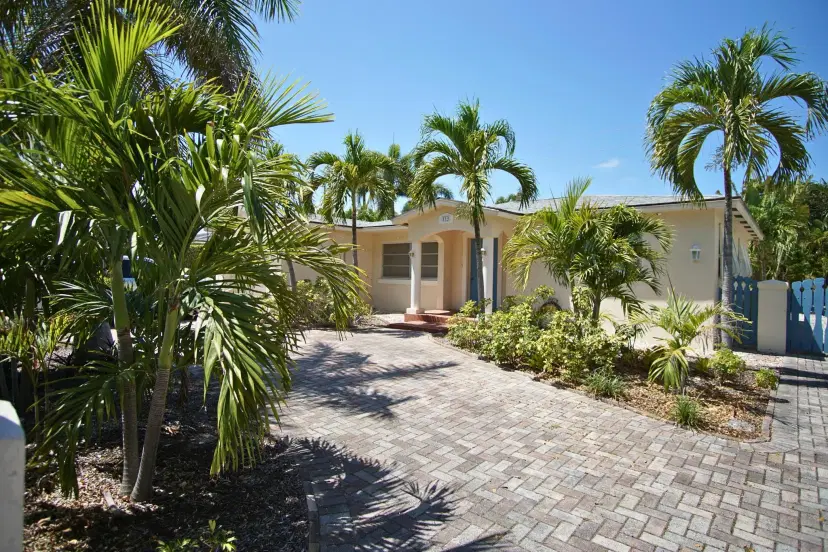 Picture of 115 Arlington Place, West Palm Beach FL 33405