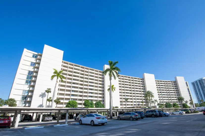 Picture of 122 Lakeshore Drive 1134, North Palm Beach FL 33408