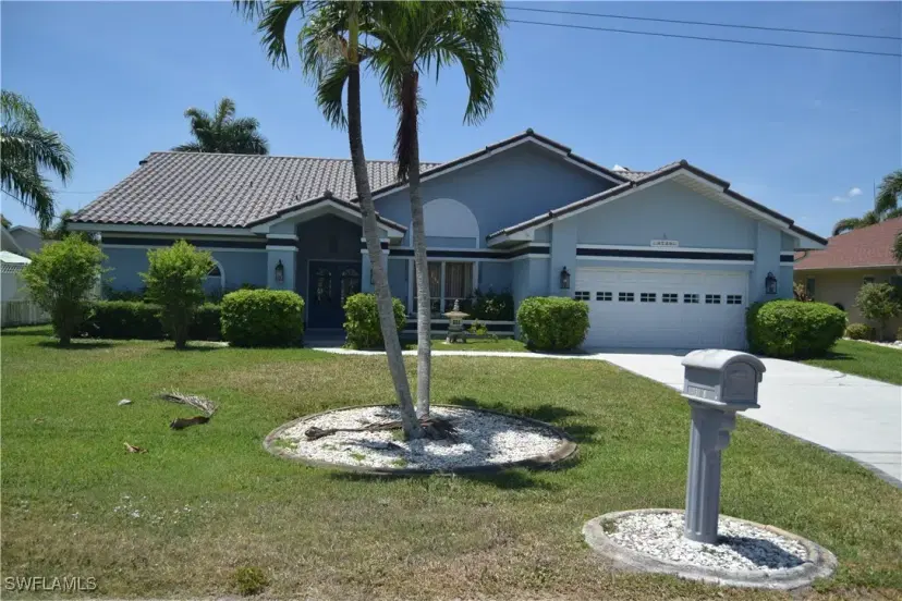 Picture of 3728 SE 17Th Pl, Cape Coral FL 33904