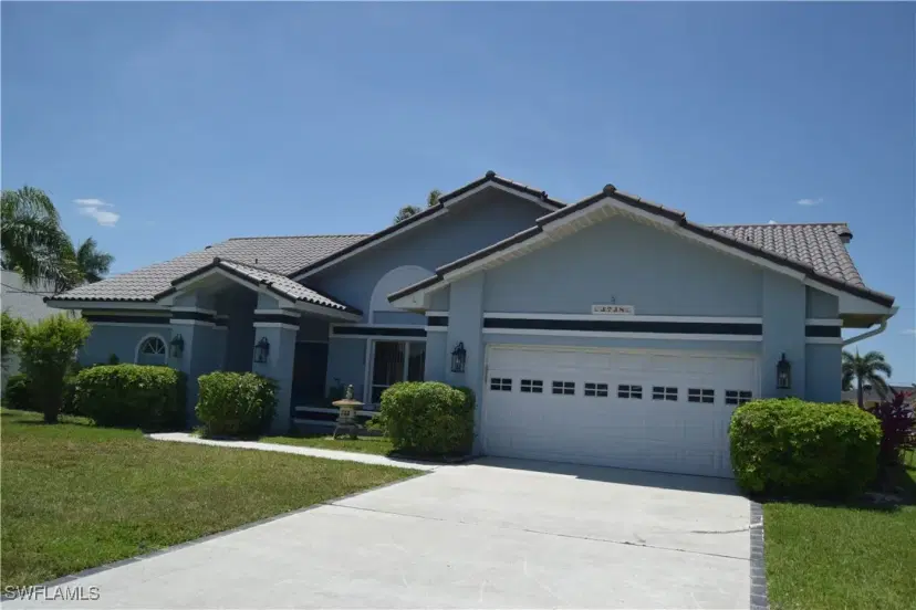 Picture of 3728 SE 17Th Pl, Cape Coral FL 33904
