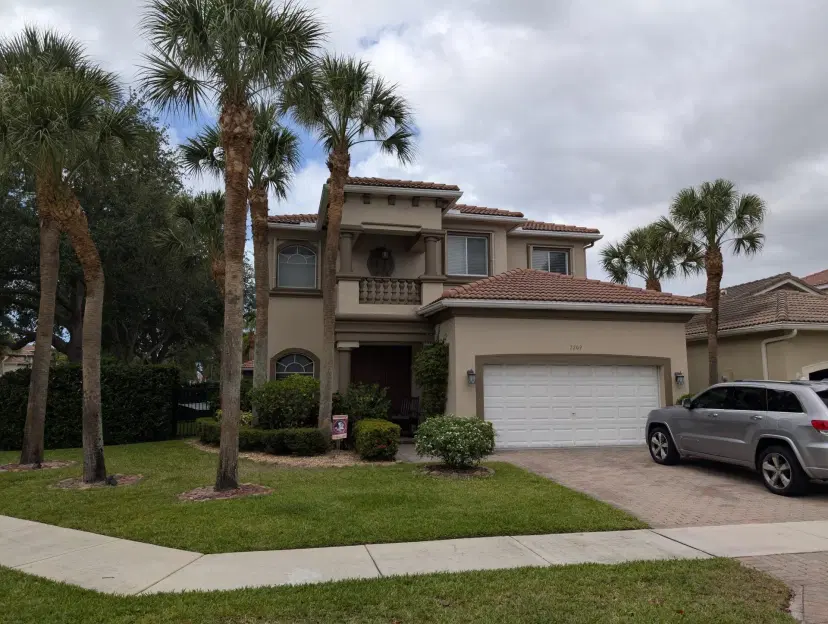 Picture of 7209 Shady Grove Ln, Boynton Beach FL 33436